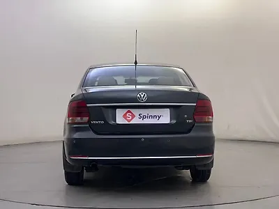 2015 Volkswagen Vento Highline Diesel