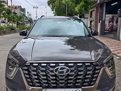2021 Hyundai Alcazar Signature (O) 6 STR 1.5 Diesel AT 1