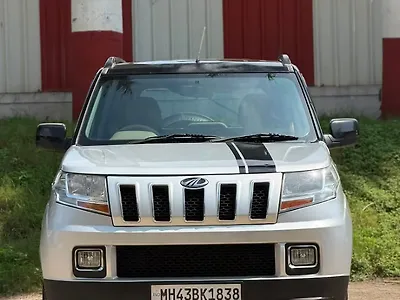 2017 Mahindra TUV300 T8 1