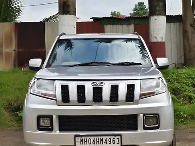 2016 Mahindra TUV300 T8 1
