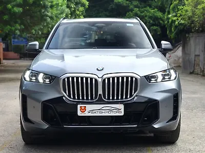 2025 BMW X5 xDrive40i M Sport 1