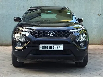 2022 Tata Safari XZ Plus 1