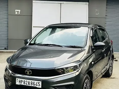 2025 टाटा टियागो XE [2023-2025] 1
