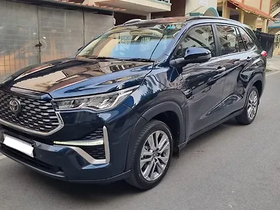 2023 Toyota Innova Hycross ZX (O) Hybrid (Electric + Petrol) Automatic (e-CVT) 7 STR