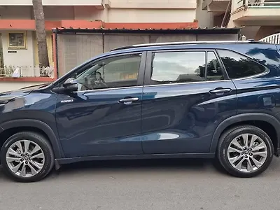 2023 Toyota Innova Hycross ZX (O) Hybrid (Electric + Petrol) Automatic (e-CVT) 7 STR
