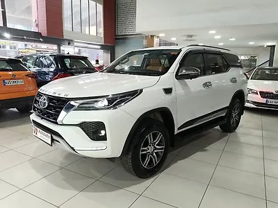 2024 Toyota Fortuner 4x2 2WD Diesel 2.8L Turbo Automatic