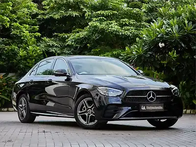 2023 Mercedes-Benz E-Class E200 1