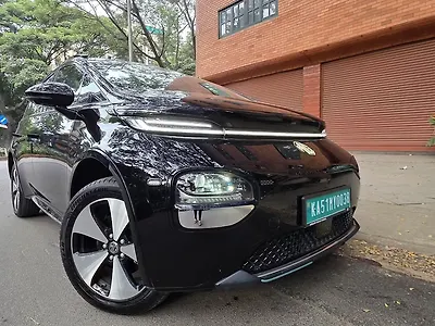 2025 MG Windsor EV Essence 38.0 kWh