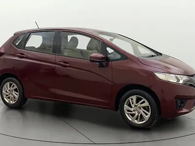 2016 Honda Jazz V AT Petrol 1