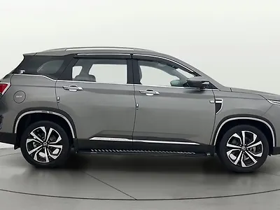 2023 MG Hector Plus Savvy Pro 1.5 Turbo Petrol CVT 7 STR