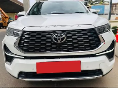 2023 Toyota Innova Hycross ZX (O) Hybrid (Electric + Petrol) Automatic (e-CVT) 7 STR