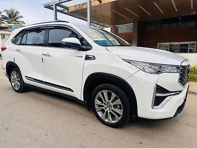 2023 Toyota Innova Hycross ZX (O) Hybrid (Electric + Petrol) Automatic (e-CVT) 7 STR