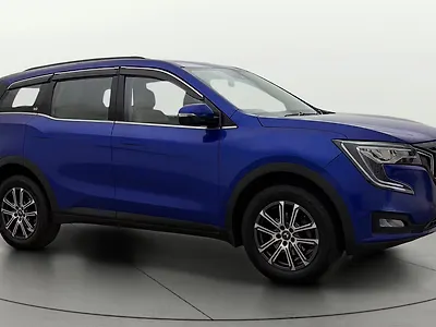 2021 Mahindra XUV700 AX 7 Petrol MT 7 STR [2021] 1