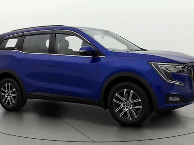 2021 Mahindra XUV700 AX 7 Petrol MT 7 STR [2021] 1