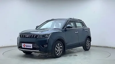 2022 Mahindra XUV300 W8 (O) 1.2 Petrol 1 2022 Mahindra XUV300 W8 (O) 1.2 Petrol 1