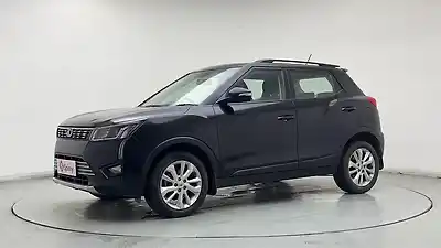 2020 महिंद्रा XUV300 w8 1.2 पेट्रोल 1 2020 महिंद्रा XUV300 w8 1.2 पेट्रोल 1
