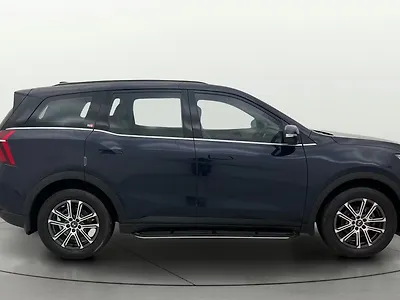 2023 Mahindra Old Generation XUV700 AX 7 Diesel MT Luxury Pack 7 STR