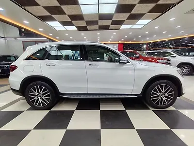 2022 Mercedes-Benz GLC 220d 4MATIC Progressive