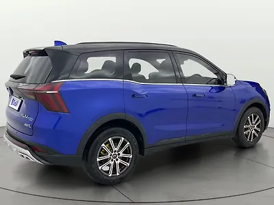 2023 Mahindra Old Generation XUV700 AX 7 Petrol MT 7 STR