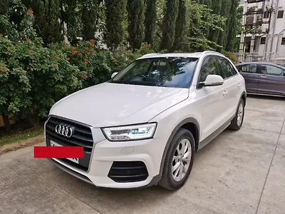 2016 Audi Q3 35 TDI Premium Plus + Sunroof