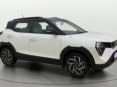 2024 Mahindra XUV 3XO AX7 Petrol 1.2L Turbo Manual Dual Tone 1 2024 Mahindra XUV 3XO AX7 Petrol 1.2L Turbo Manual Dual Tone 1