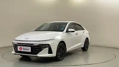 2024 हुंडई वरना SX (O) Turbo Petrol 1.5L Turbo Automatic (DCT) 1 2024 हुंडई वरना SX (O) Turbo Petrol 1.5L Turbo Automatic (DCT) 1