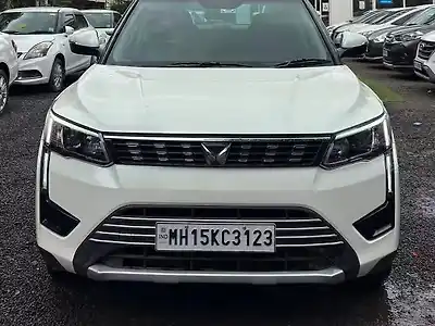 2023 महिंद्रा XUV300 w8 (o) 1.5 डीज़ल 1