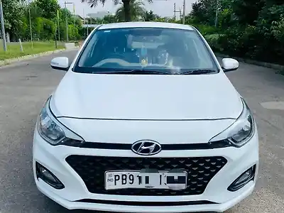 2018 हुंडई एलीट i20 एस्टा 1.4 crdi 1