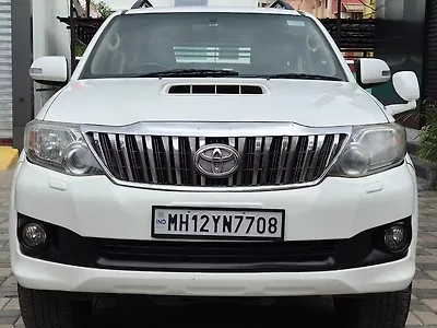 2014 Toyota Fortuner 3.0 4x4 AT 1