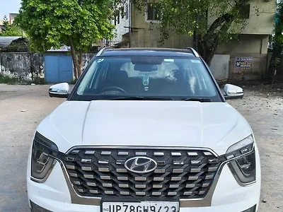 2022 Hyundai Alcazar Signature (O) 6 STR 1.5 Diesel AT Dual Tone 1