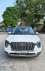 2022 Hyundai Alcazar Signature (O) 6 STR 1.5 Diesel AT Dual Tone 1 2022 Hyundai Alcazar Signature (O) 6 STR 1.5 Diesel AT Dual Tone 1