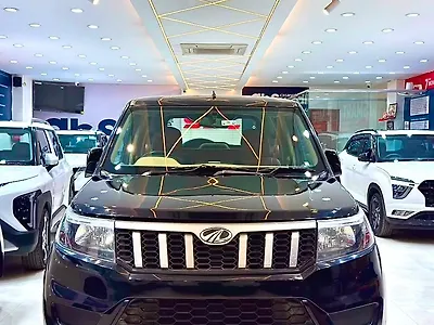 2022 महिंद्रा बोलेरो n8 1 2022 महिंद्रा बोलेरो n8 1