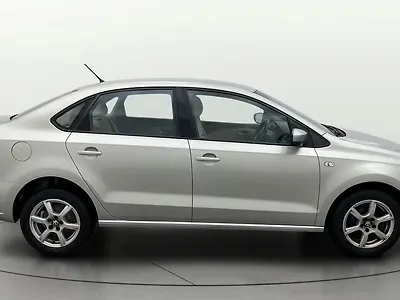 2014 Volkswagen Vento Highline Petrol AT