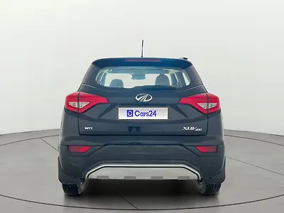 2022 Mahindra XUV300 W8 (O) 1.2 Petrol