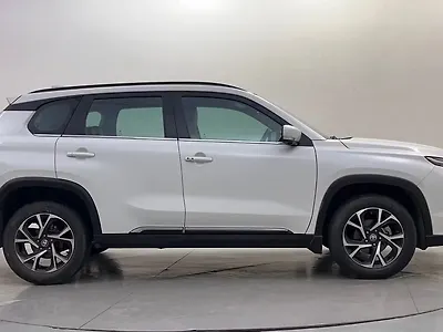 2024 Toyota Urban Cruiser Hyryder V NeoDrive
