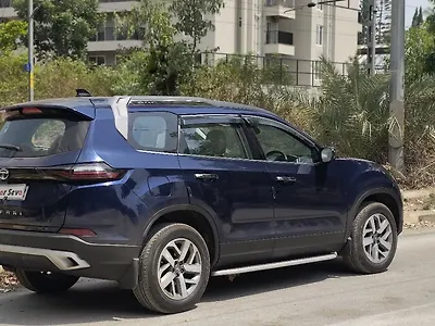2021 Tata Safari XZ Plus