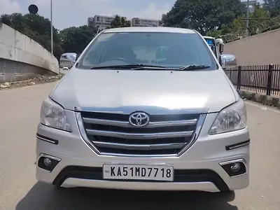 2013 Toyota Innova 2.5 G 7 STR BS-IV