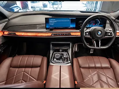 2024 BMW 7 Series 740i M Sport