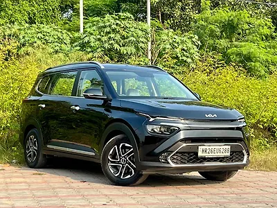 2022 Kia Carens Luxury Plus 1.4 Petrol DCT 7 STR 1 2022 Kia Carens Luxury Plus 1.4 Petrol DCT 7 STR 1