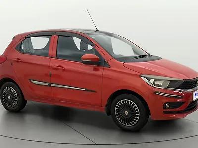 2020 Tata Tiago Revotron XT [2016-2019] 1
