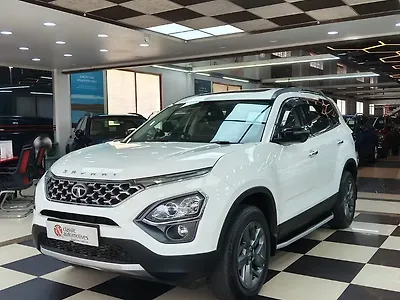 2023 Tata Safari Old Generation XTA Plus