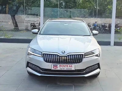 2022 स्कोडा सुपर्ब L&K एटी 1