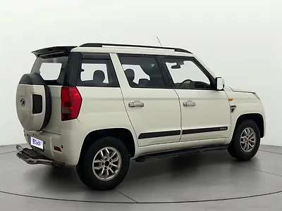 2018 Mahindra TUV300 T8