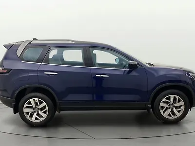 2021 Tata Safari XZA Plus