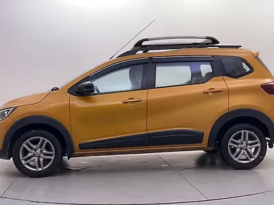 2022 Renault Triber RXZ EASY-R AMT