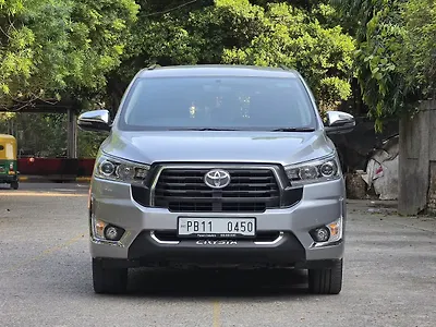 2024 Toyota Innova Crysta ZX Diesel Manual 7 STR 1