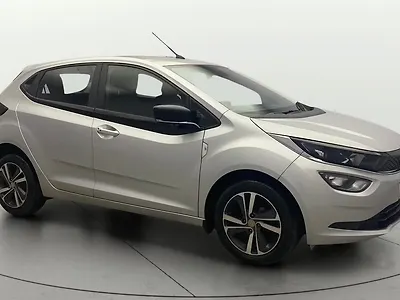 2020 Tata Altroz XZ Petrol [2020-2023] 1
