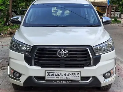 2023 टोयोटा इनोवा क्रिस्टा zx 2.4 7 सीटर 1 2023 टोयोटा इनोवा क्रिस्टा zx 2.4 7 सीटर 1