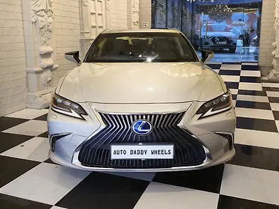 2019 Lexus ES 500e 300h [2018-2020] 1