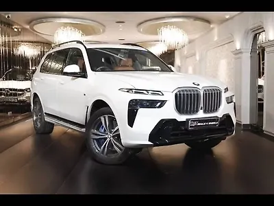 2025 BMW X7 xDrive40i M Sport